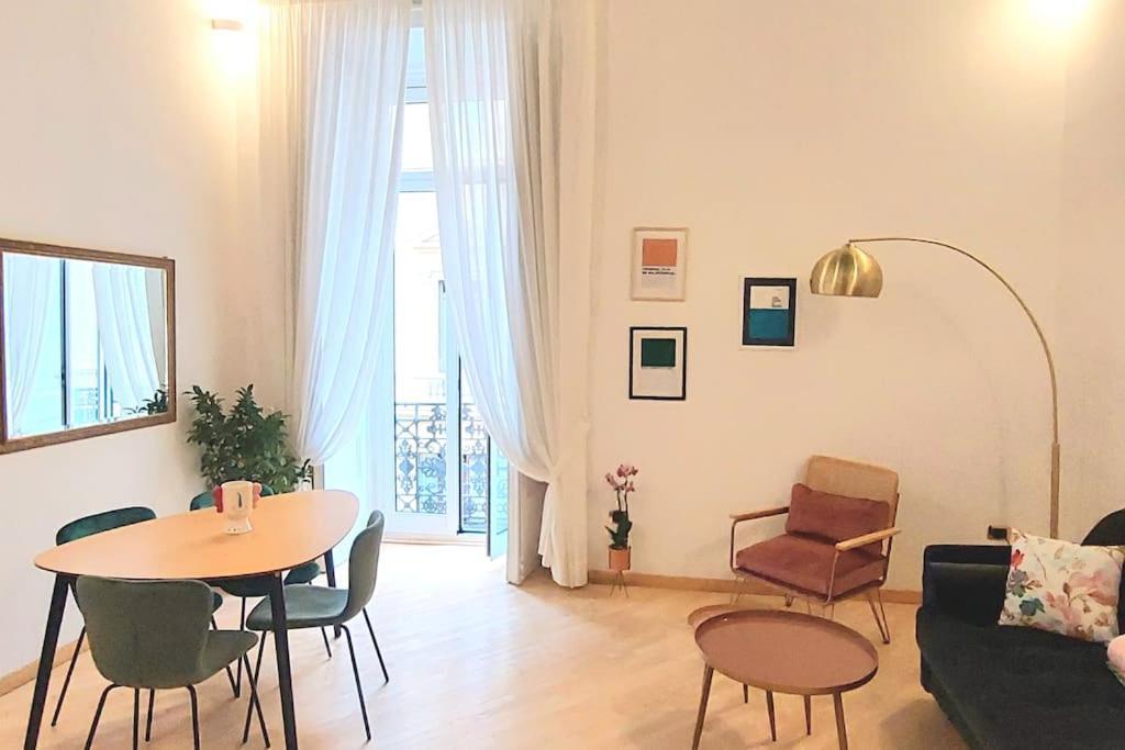 Maison In Centro Napoli